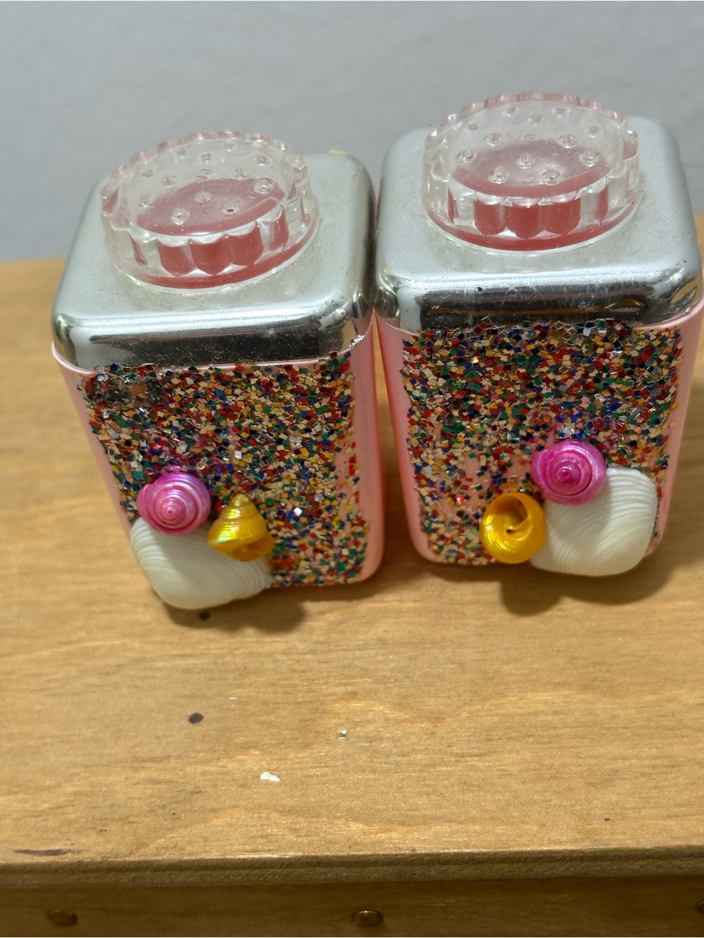 Glitter Beach Shell Pink Salt & Pepper Shakers